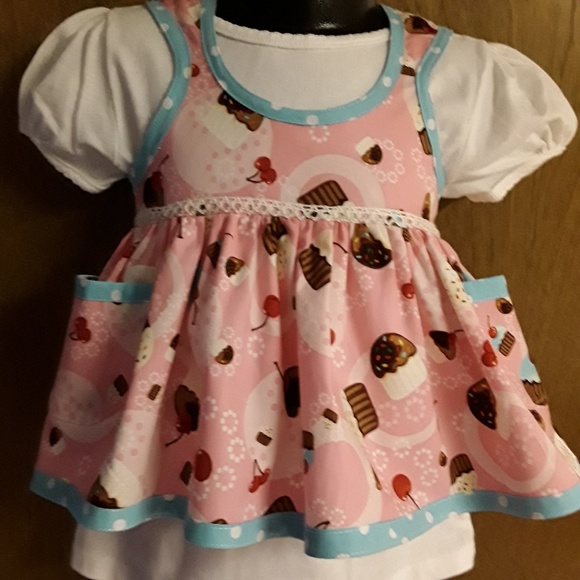 NWOT First Birthday baby apron - Picture 3 of 4
